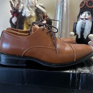 Elegant Tan Leather Men's Oxfords